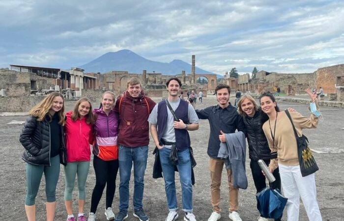 Pompeii, Naples, and Pizza Exclusive Expedition
