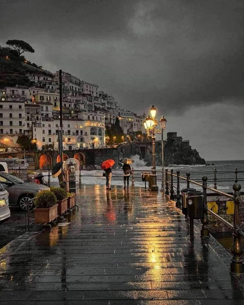 rain in amalfi